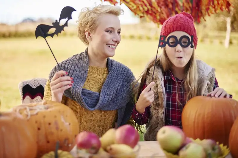Fall Festival Photo booth ideas - Boo...are you afraid of me now?