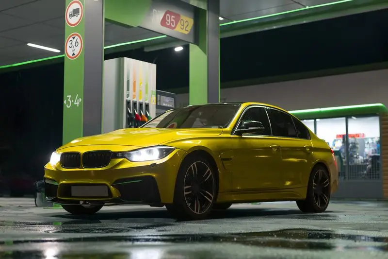 Yellow-car-gas-station - how to edit car photos in lightroom by Smart Clipping