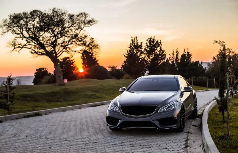 grey-luxury-sedan-car-sunset-13 Amazing Car Background Images For Editing by Smart Clipping