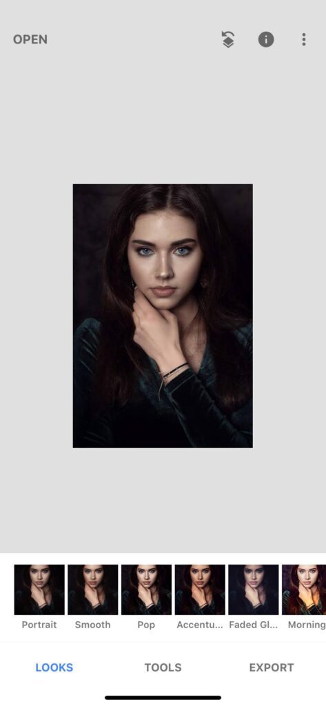 Best free App to Retouch Photos Fast and Easy (2025) 4 Open the photo you want to retouch in Snapseed