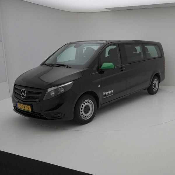 black mercedes benz van green mirror ringelberg logo before image