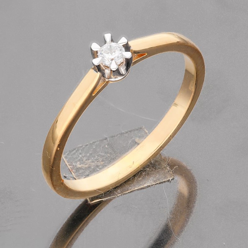 gold ring single round diamond six prong setting