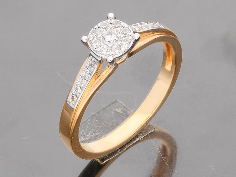 Professional jewelry retouching service showing before and after diamond ring image