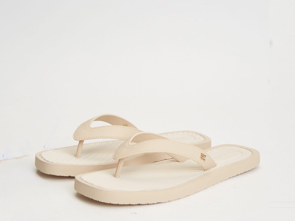 Home 58 tommy-hilfiger-womens-cream-platform-wedge-sandals-before
